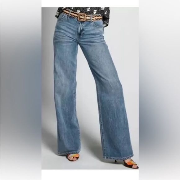 LAST CHANCE NWT | Cabi 6491 Ashbury Jeans - Picture 7 of 11